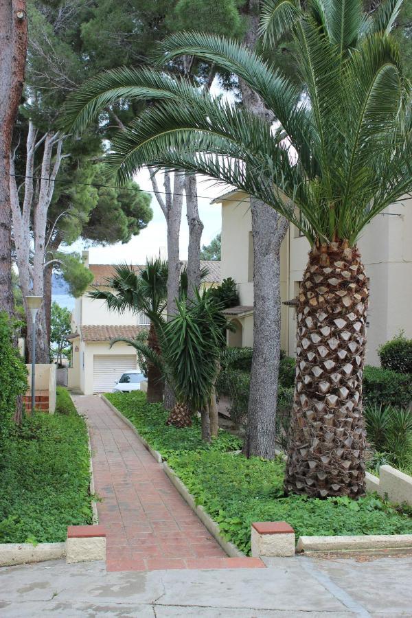 A Chic Four-Person Apartment By The Beach At Cap Ras Лянса Екстер'єр фото